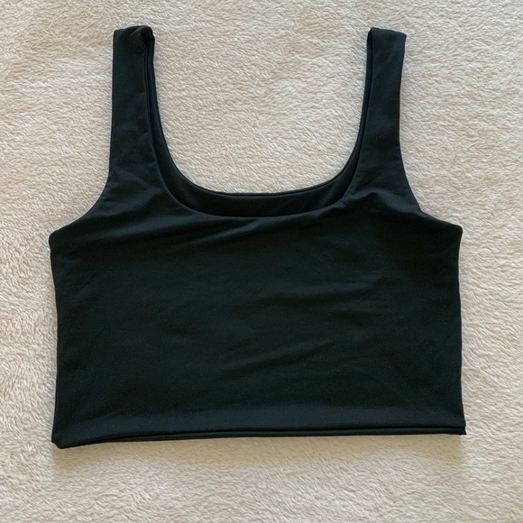 Black Classy Crop top / Short sleeves tank top - Picture 2 of 6